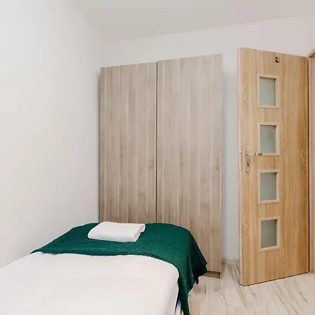 Shortstaypoland Krochmalna Warsaw Exterior photo